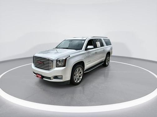 2017 GMC Yukon XL SLT