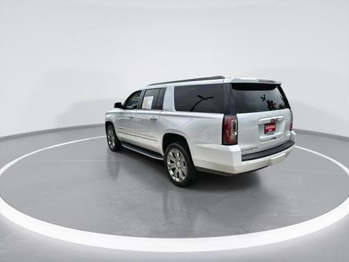 2017 GMC Yukon XL SLT