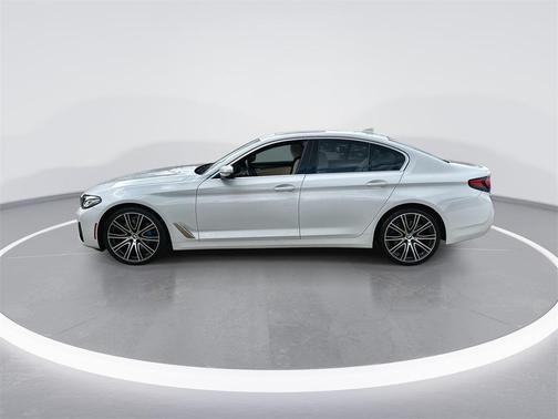2023 BMW 530 i