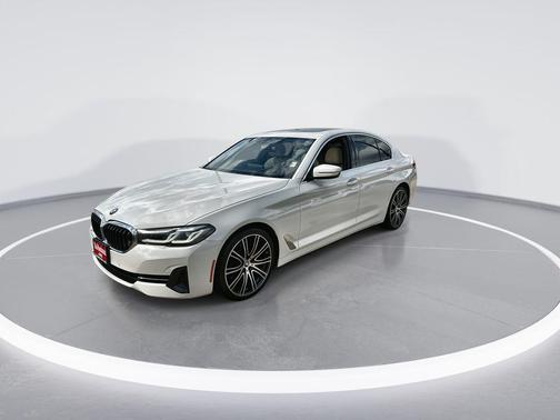 2023 BMW 530 i