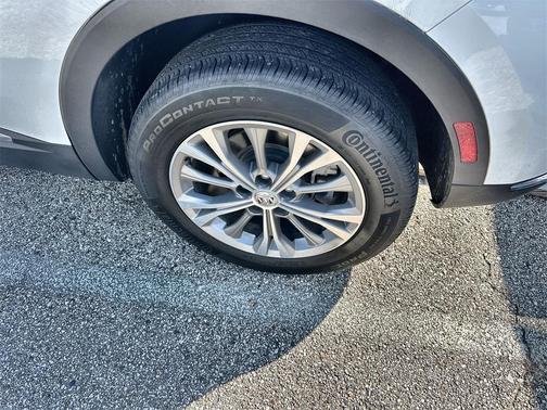 2022 Buick Envision FWD Preferred