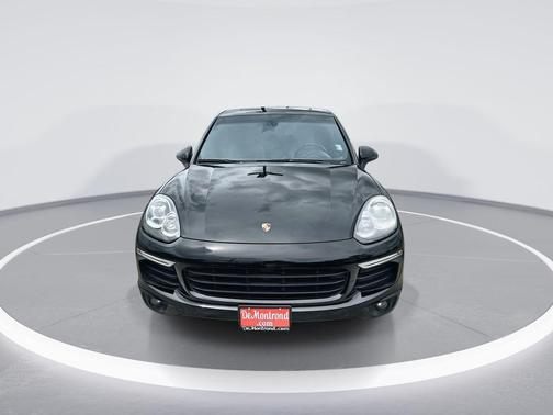 Jet Black Metallic 2018 Porsche Cayenne Platinum Edition
