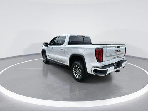 Summit White 2022 GMC Sierra 1500 AT4