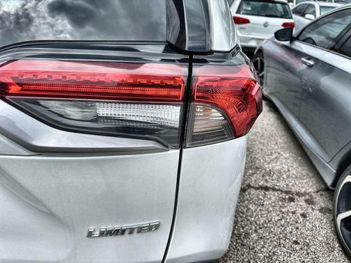 Wind Chill Pearl 2025 Toyota RAV4 Limited