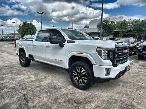 Summit White 2022 GMC Sierra 3500 AT4