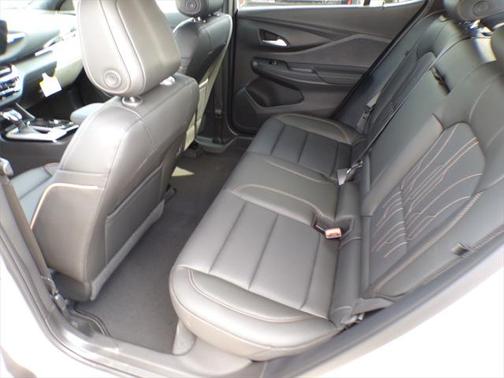 2025 Buick Envista Avenir FWD