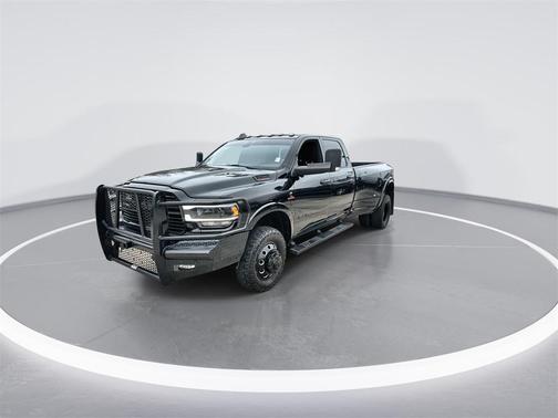 2021 RAM 3500 Laramie Crew Cab 4x4 8' Box