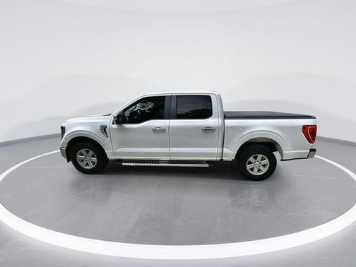Oxford White 2023 Ford F-150 XLT