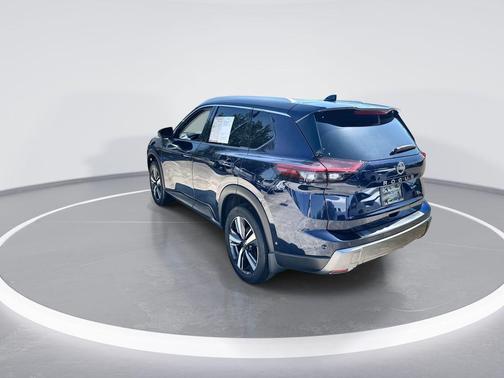 Deep Ocean Blue Pearl 2024 Nissan Rogue SL
