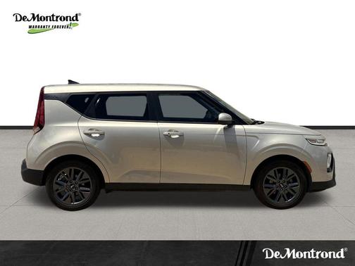 Platinum Gold 2020 Kia Soul EX