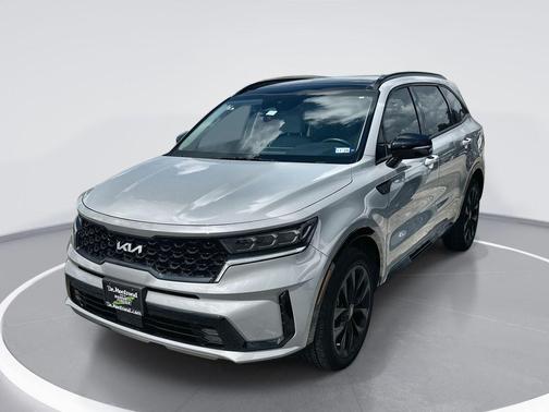 Wolf Gray 2023 Kia Sorento SX