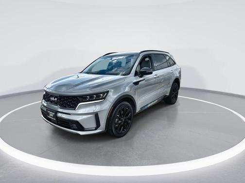Wolf Gray 2023 Kia Sorento SX
