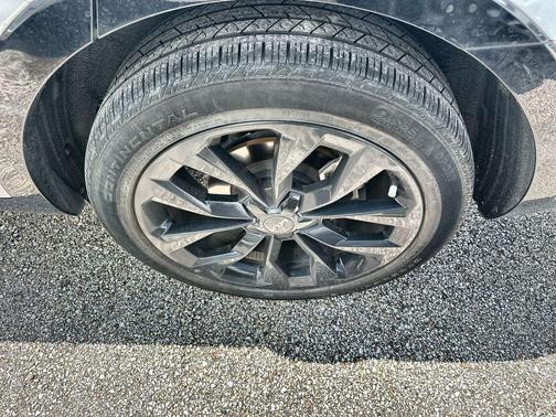 Wolf Gray 2023 Kia Sorento SX