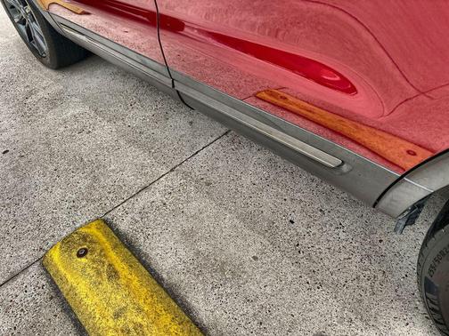 RUBY RED METALLIC TINTED CC 2018 Ford Explorer XLT