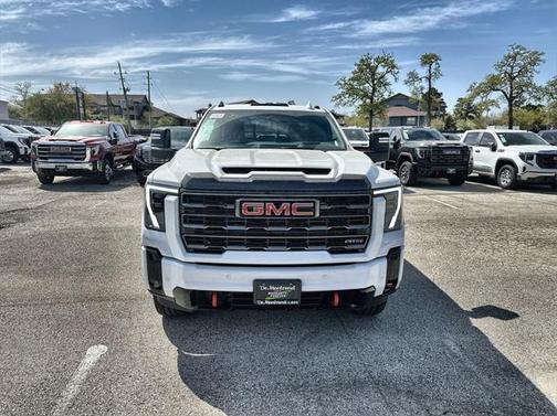 2025 GMC Sierra 2500 AT4