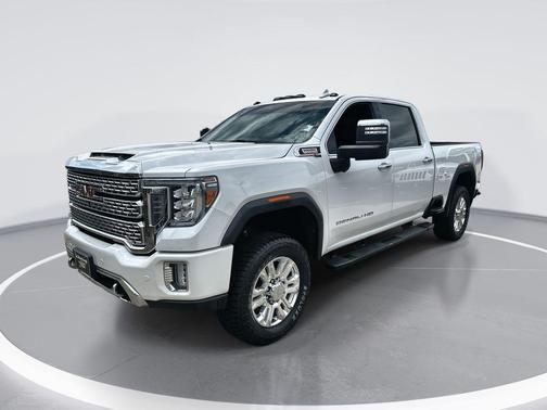 White Frost Tricoat 2020 GMC Sierra 2500 Denali