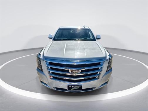 2018 Cadillac Escalade ESV Premium Luxury