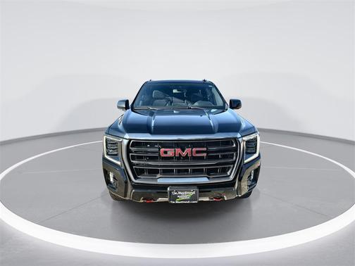 2022 GMC Yukon XL 4WD AT4