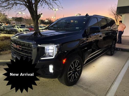 2022 GMC Yukon XL 4WD AT4