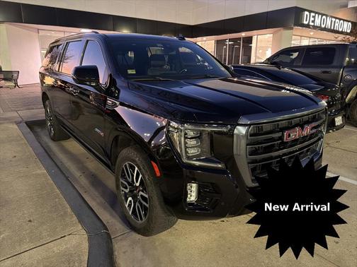 2022 GMC Yukon XL 4WD AT4