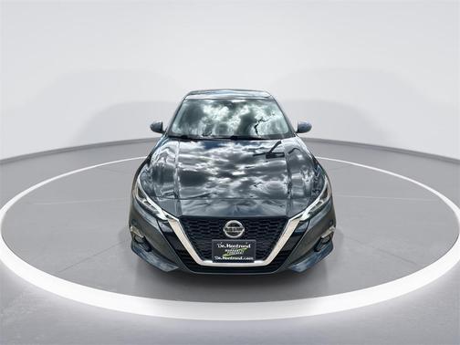 2020 Nissan Altima Platinum FWD