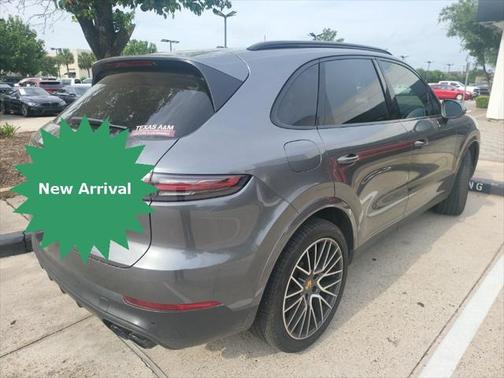 2019 Porsche Cayenne Base
