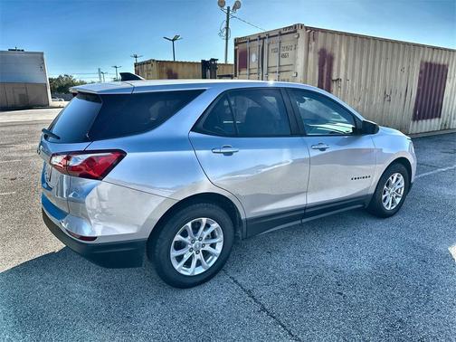2021 Chevrolet Equinox LS