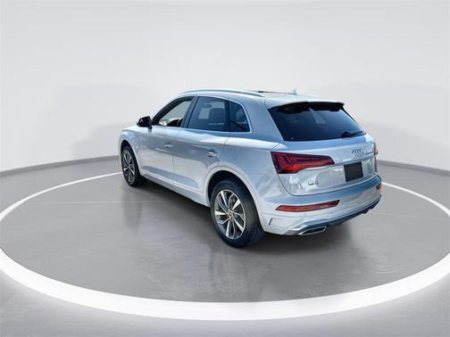 2024 Audi Q5 45 S line Premium Plus