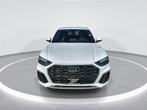 2024 Audi Q5 45 S line Premium Plus