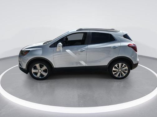 Summit White 2017 Buick Encore Preferred