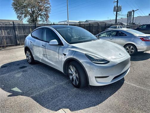 2021 Tesla Model Y Long Range Dual Motor All-Wheel Drive
