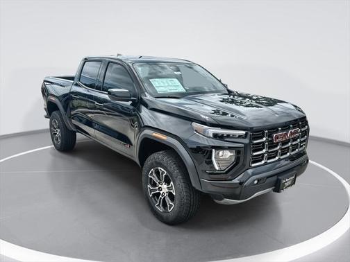 2025 GMC Canyon Base