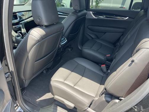 2023 Cadillac XT6 Premium Luxury FWD