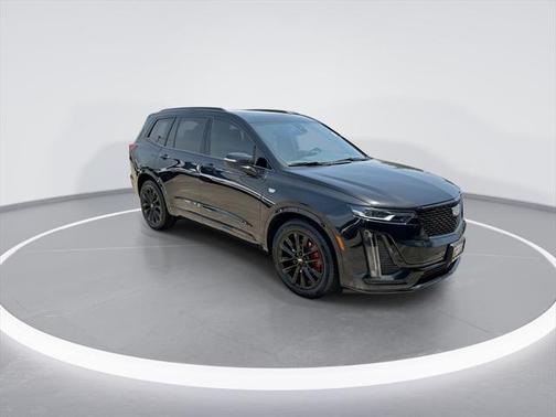 2023 Cadillac XT6 Premium Luxury FWD