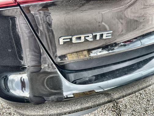 Aurora Black 2017 Kia Forte LX
