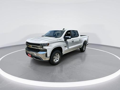 Summit White 2021 Chevrolet Silverado 1500 LT