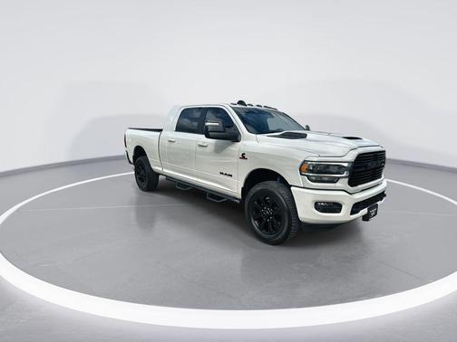2024 RAM 2500 Laramie Crew Cab 4x4 6'4' Box