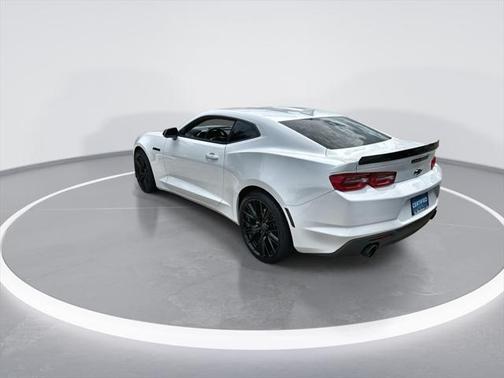 2023 Chevrolet Camaro RWD Coupe LT1