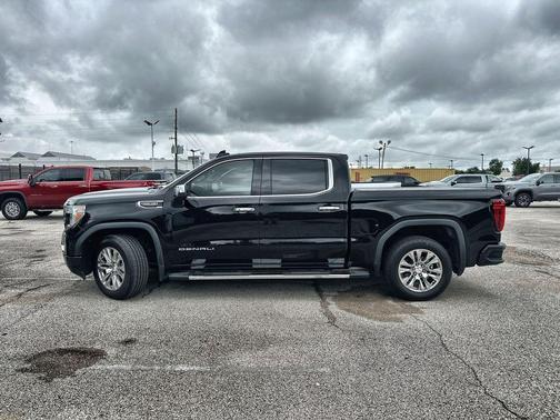Onyx Black 2019 GMC Sierra 1500 Denali