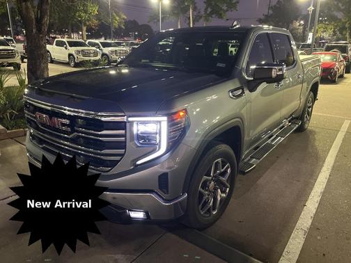 2024 GMC Sierra 1500 SLT
