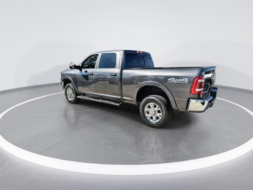 2022 RAM 2500 Laramie Crew Cab 4x4 6'4' Box