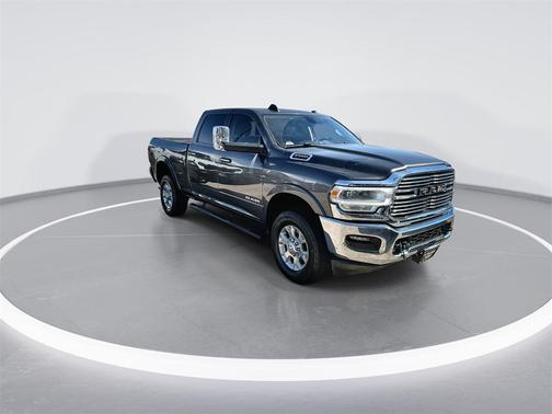2022 RAM 2500 Laramie Crew Cab 4x4 6'4' Box