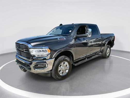 2022 RAM 2500 Laramie Crew Cab 4x4 6'4' Box