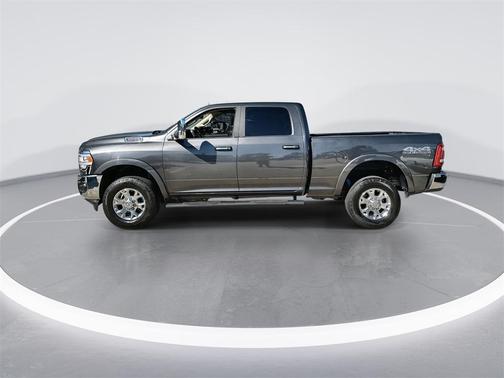 2022 RAM 2500 Laramie Crew Cab 4x4 6'4' Box
