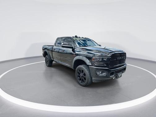 Diamond Black Crystal Pearlcoat 2019 RAM 2500 Big Horn Crew Cab 4x4 6'4' Box