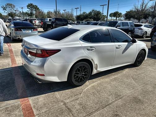 2017 Lexus ES 350 Base