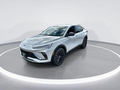 Summit White 2026 Buick Envista Sport Touring FWD