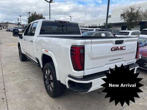 2024 GMC Sierra 2500 Denali