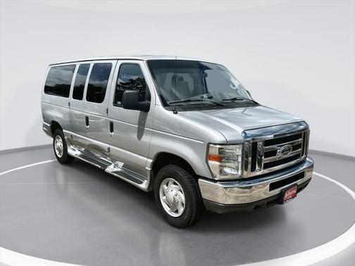 2008 Ford E150 Base