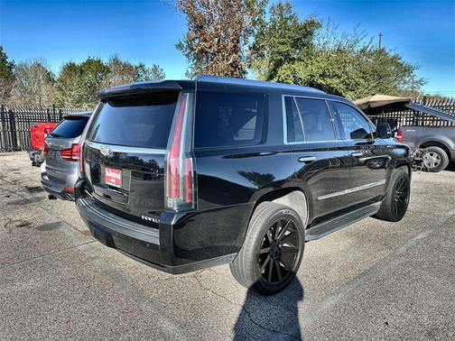 2016 Cadillac Escalade Luxury